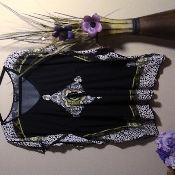 ☆ Joei and I Womens top size medium - Picture 1 of 8